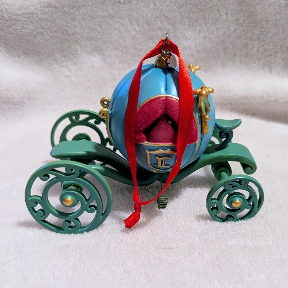 Enchanted Carriage Toy - Blue and Green